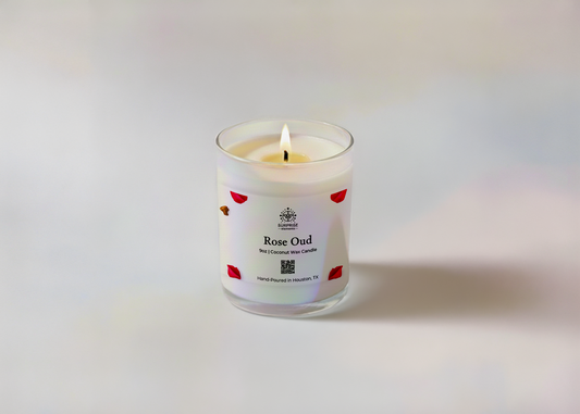 Candle labeled 'Rose Oud' with a QR code on a white background